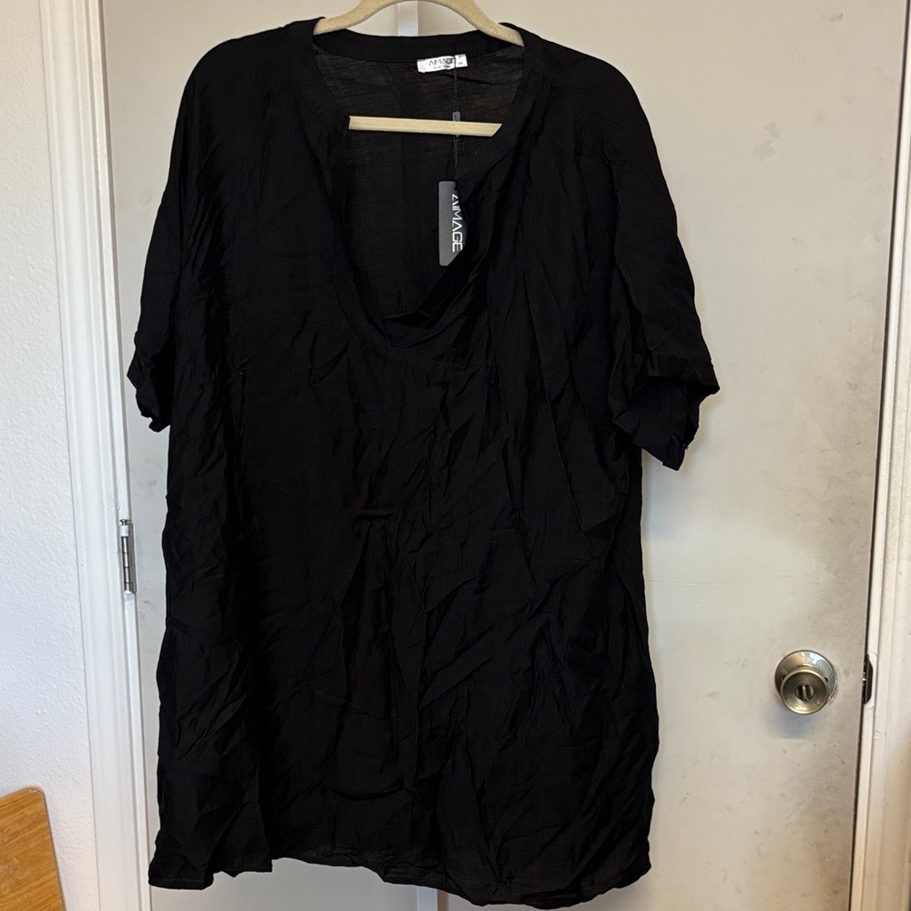 NWT Black Women's Top